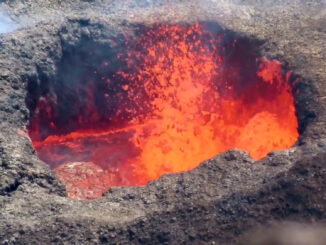 Lava sloshing and spattering in the west vent in Halema‘uma‘u crater at Kīlauea volcano. (U.S. Geological Survey/Zenger News)