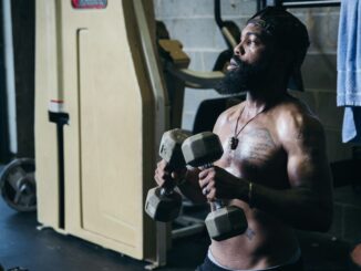 Gary Russell Jr. gets in a workout while rehabbing an injured shoulder. (Amanda Westcott/Showtime)