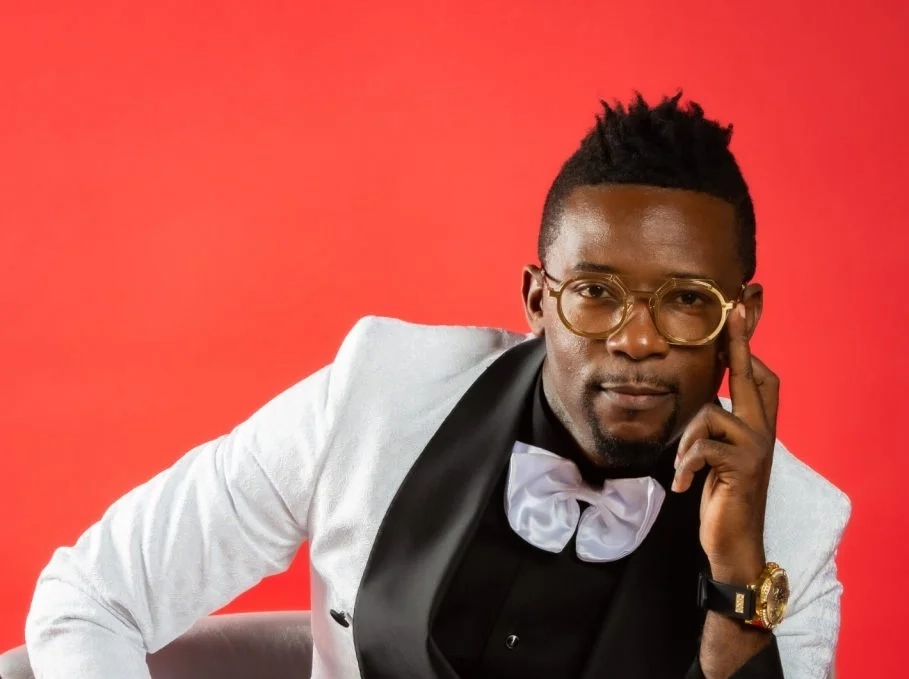 Koby Maxwell -Fighting for African music - Heart & Soul